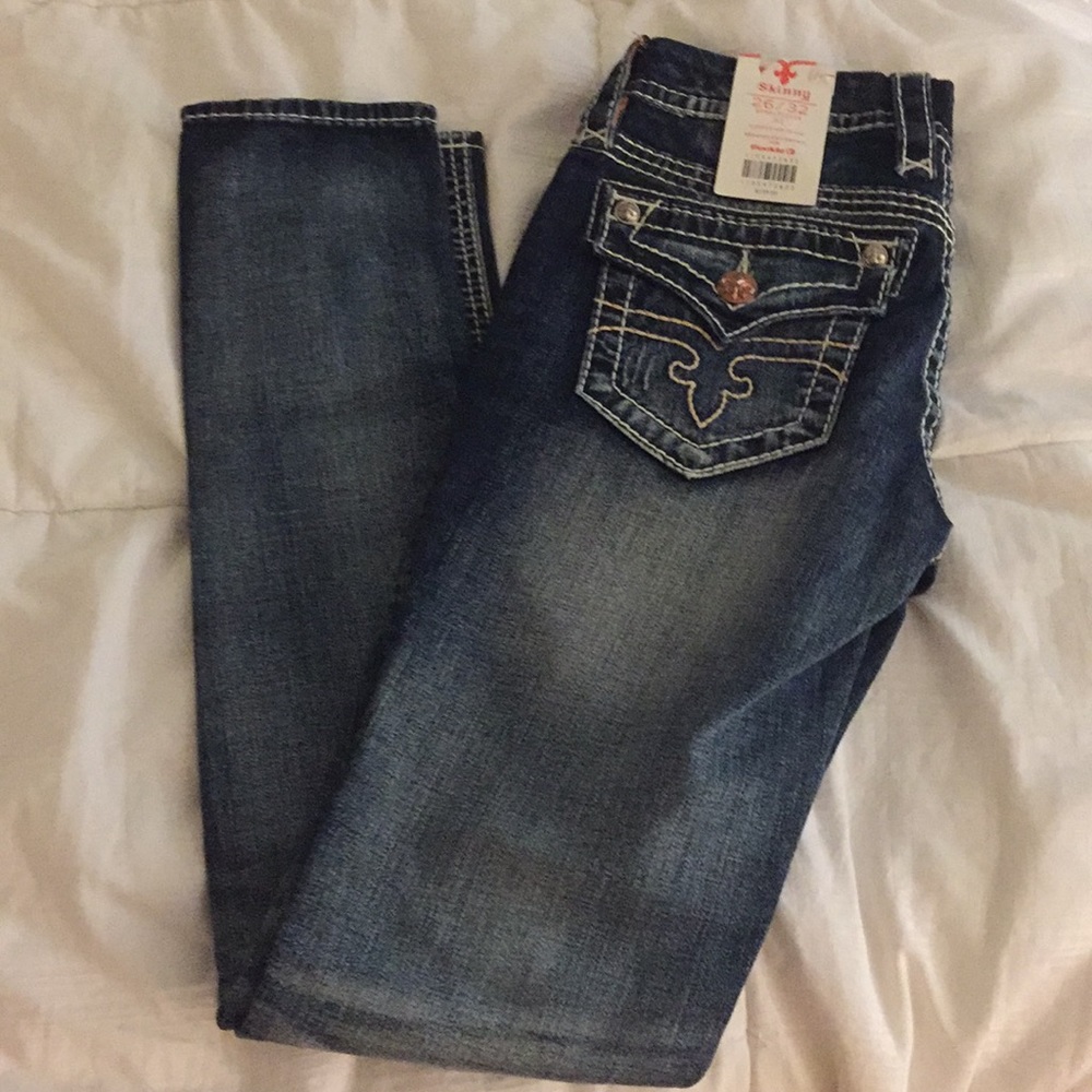 Rock Revival Skinny Jeans